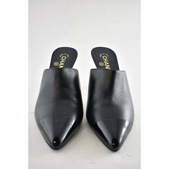 Chanel 20C Paris Rome Pearl Black Leather CC Mule Slide Backless Heel Pump 40.5 - Picture 3 of 8